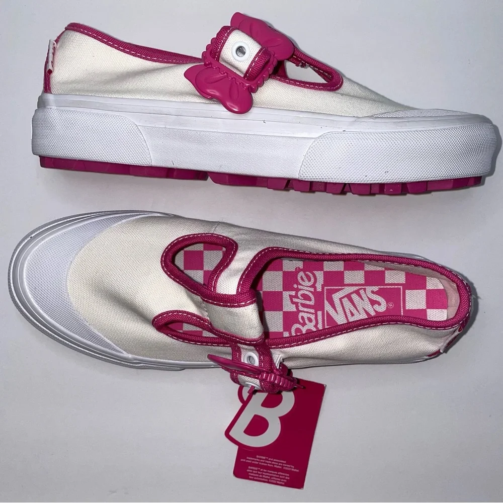 NWOB Vans X Barbie Style 93 Dx Mary Jane Sneakers - Picture 1 of 9